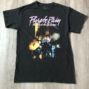 Purple Rain Graphic All Cotton Black T-Shirt The Prince Estate Sz M Gender Ne